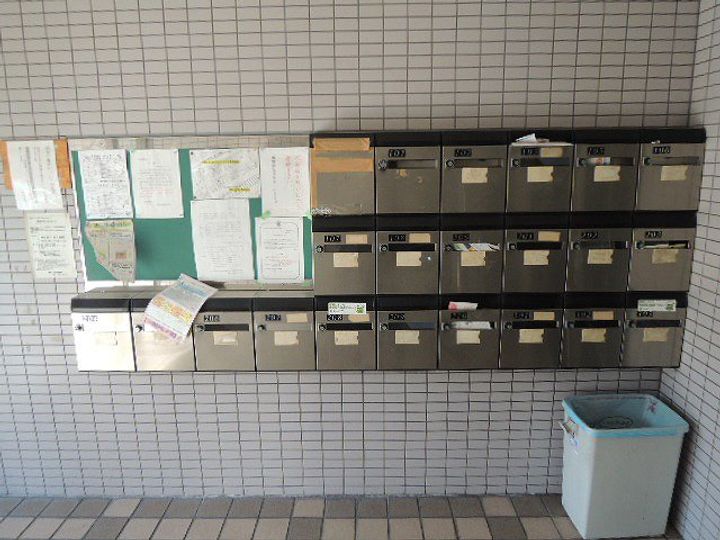 シャトラン弓木参番館の地図