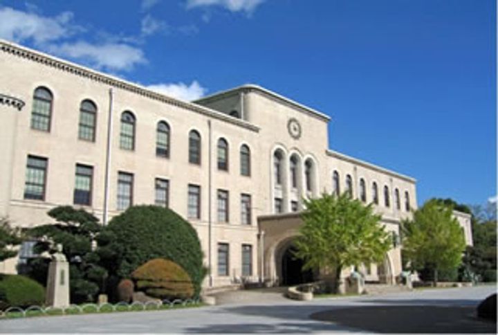 シャトラン弓木参番館の周辺