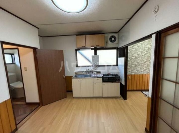 パーク稲穂の居間