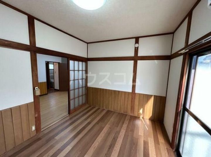 パーク稲穂の居間