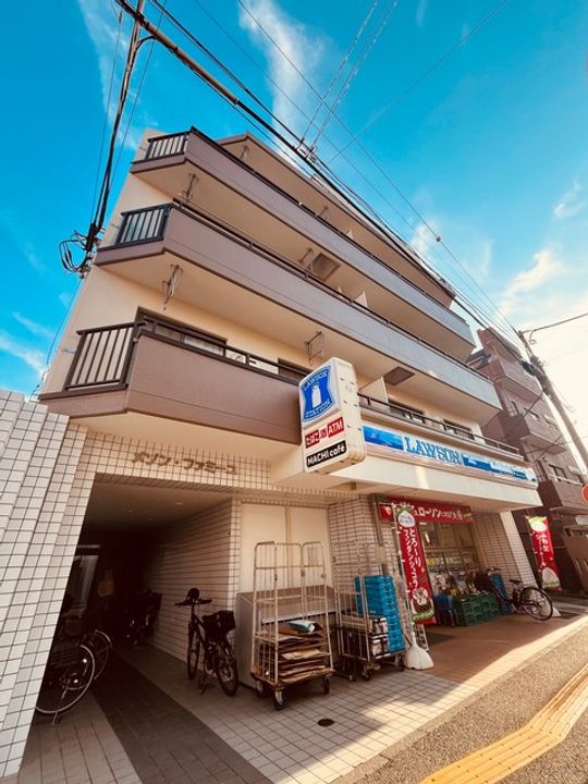 メゾンファミーユの外観