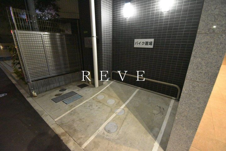 メゾン・ド・ヴィレ本郷3丁目の地図