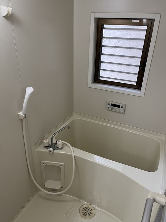 コーポ畑原 1ルーム・1Kはレディース専用☆車庫1台空きの風呂