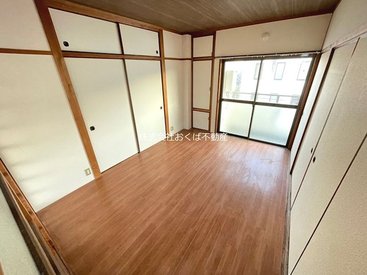 Supremeマンションの内装