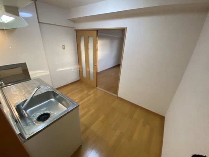 マンション植田の居間