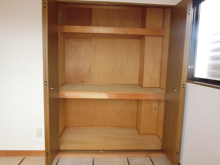 トレヴィアン桜井の内装