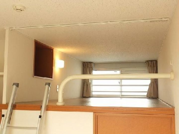 レオパレスデイジー上並榎の内装