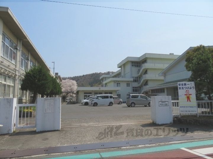 ライフステージ広瀬京田2の周辺