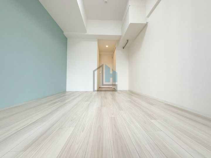 セレニテ本町東リアンの居間