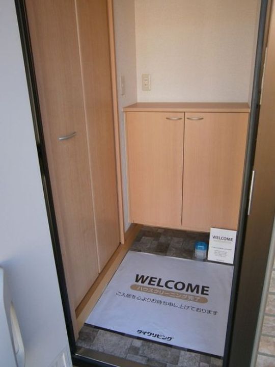 千葉県野田市山崎貝塚町(アパート)の賃貸物件の玄関