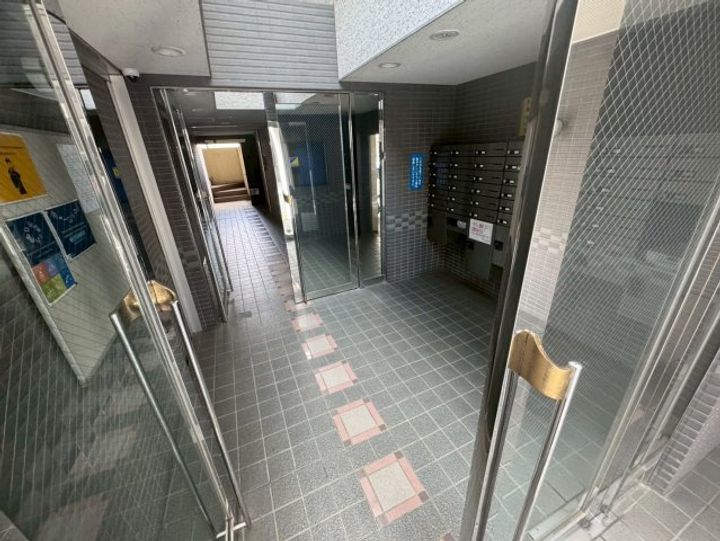 東京都多摩市永山6(マンション)の賃貸物件の地図