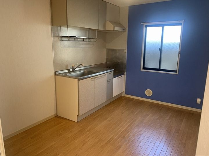 神奈川県座間市入谷東3(アパート)の賃貸物件の居間