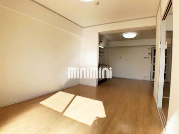 セントール原の内装