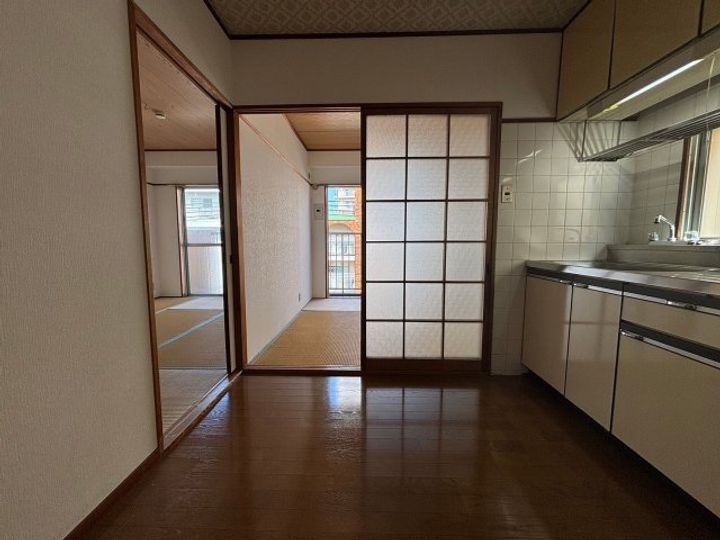 シャンボール淀川の居間