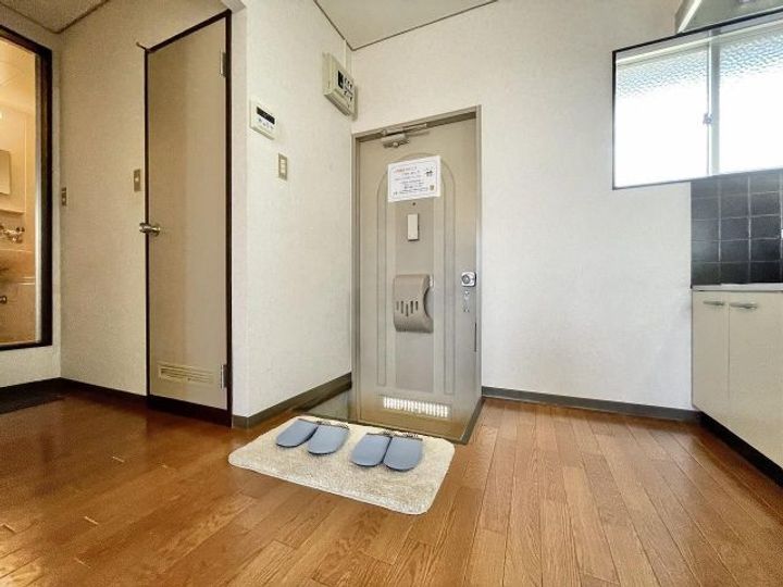 コーポ上山の玄関