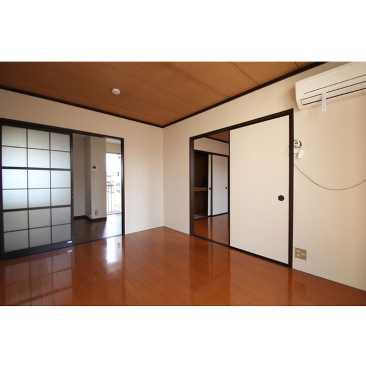 コーポ小畑の居間