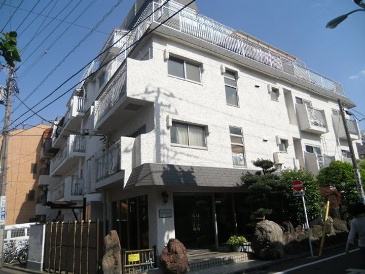 東京都杉並区堀ノ内3(マンション)の賃貸物件の外観