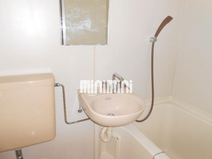 日置ビルの内装