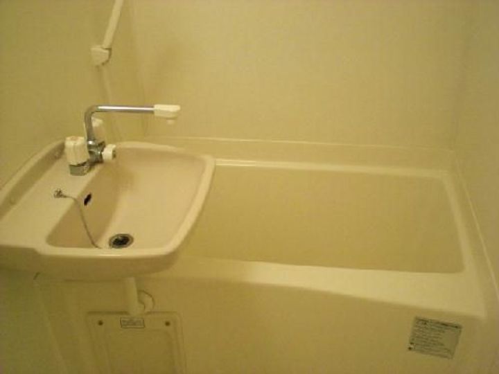 レオパレスアイあいビレッジの風呂