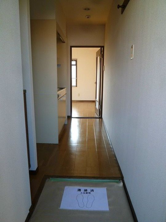 神奈川県厚木市元町(マンション)の賃貸物件の玄関