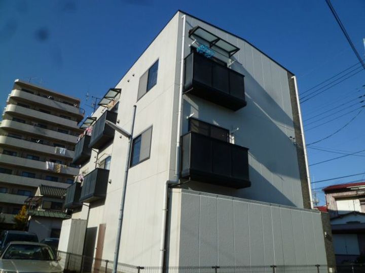 神奈川県厚木市元町(マンション)の賃貸物件の外観