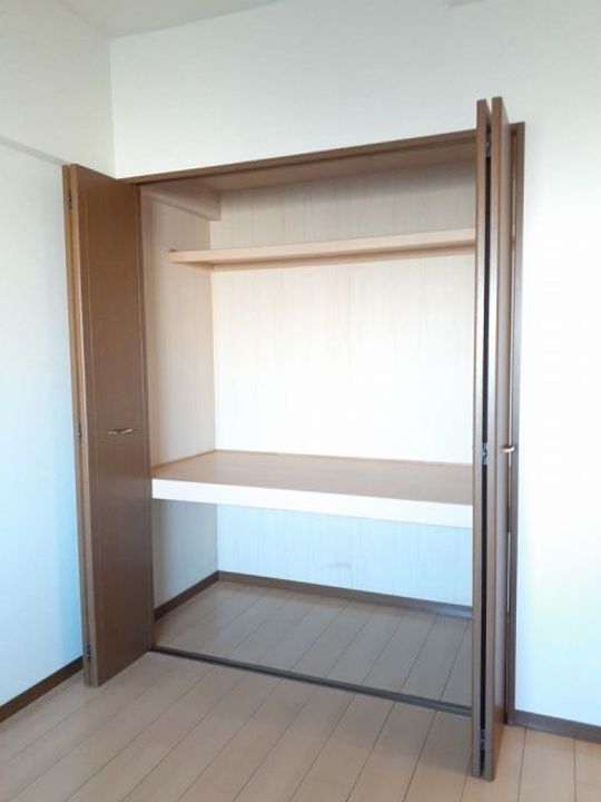 愛知県知多郡東浦町大字石浜字なかね(マンション)の賃貸物件の内装