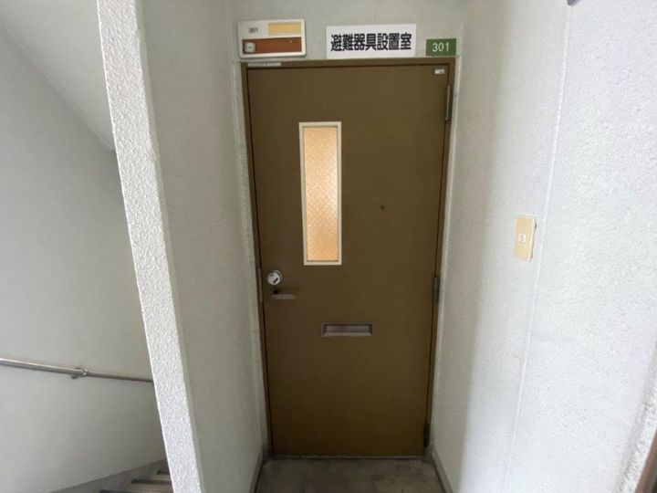 メゾン小畠の玄関