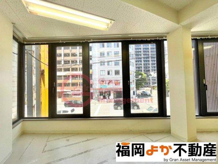 ラパン百年橋の内装