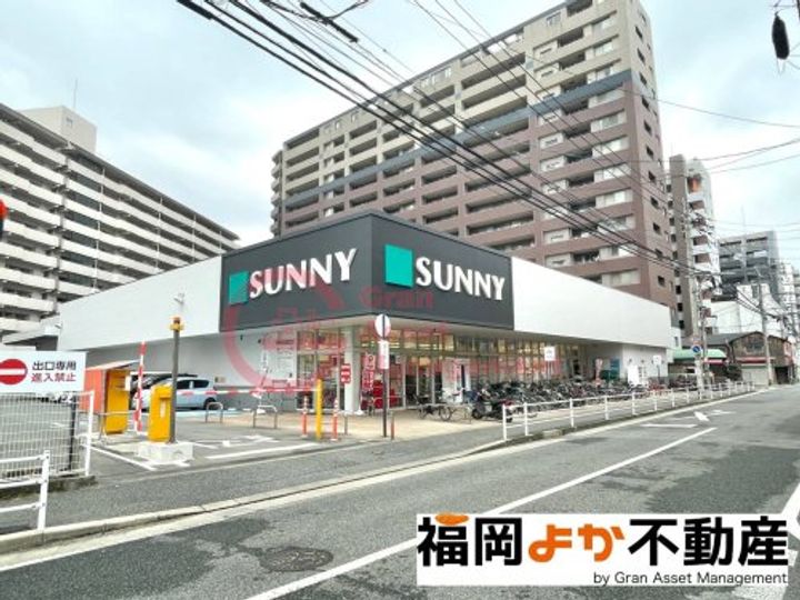 ラパン百年橋の周辺