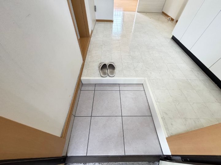 富士見コーポの玄関