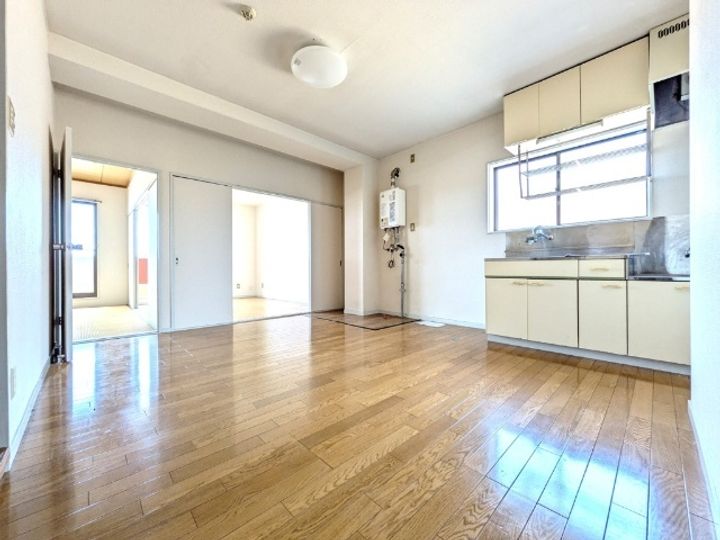 アベニューF1のキッチン