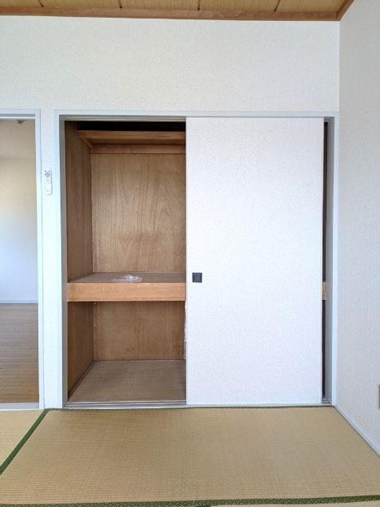 アベニューF1の内装