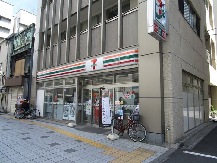 アトラス秋葉原CALMODEの周辺