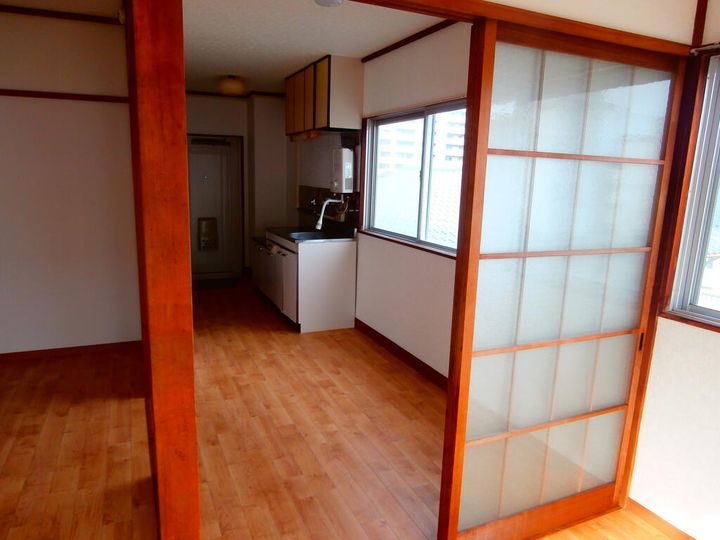 トーシンハイツ夏見台Iの内装