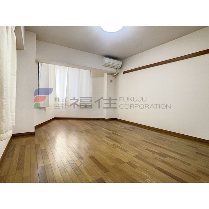 スワレーレ室見の居間