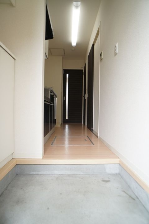 ファミール宮崎の玄関