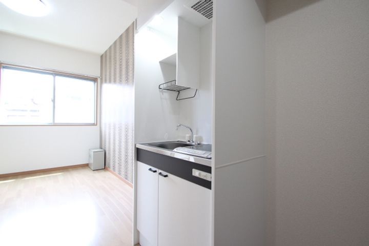 ランド横浜ウエストのキッチン