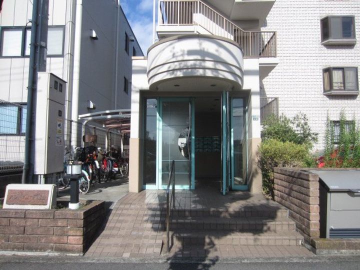 アンドユー岸和田の地図
