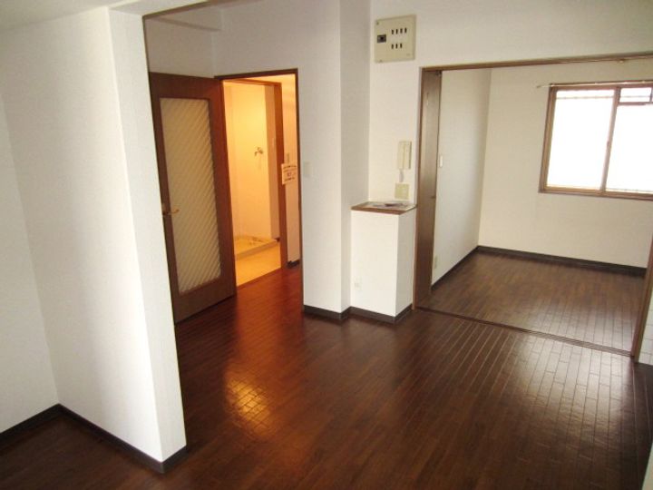 アンドユー岸和田の居間