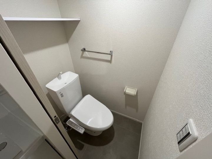 大阪府豊中市庄内西町3の賃貸マンションの内装