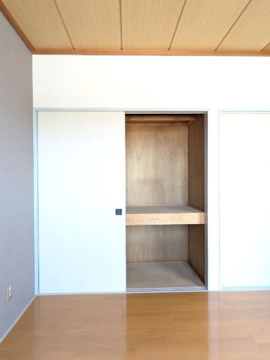 アベニューF1の内装