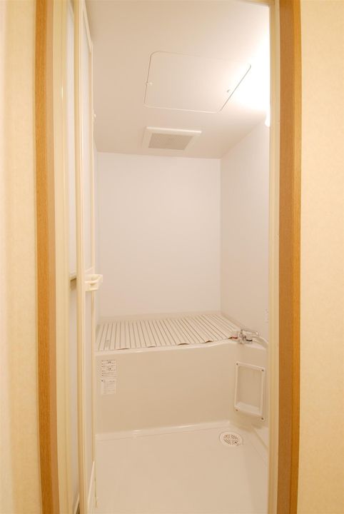 GOLDCRESTの風呂