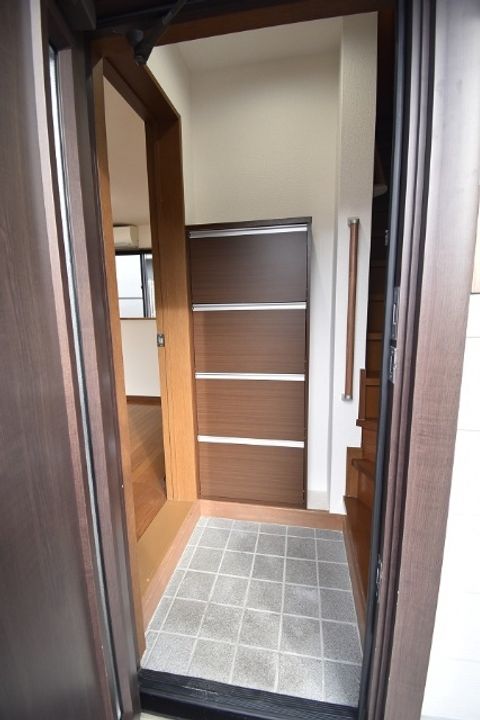 京都府京都市左京区下鴨東半木町(一戸建)の賃貸物件の玄関