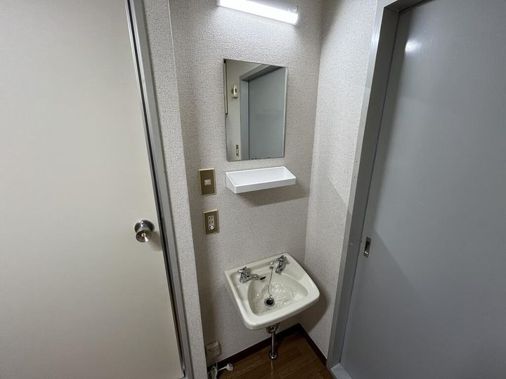 バイクガレージ付き1K 名取市の内装