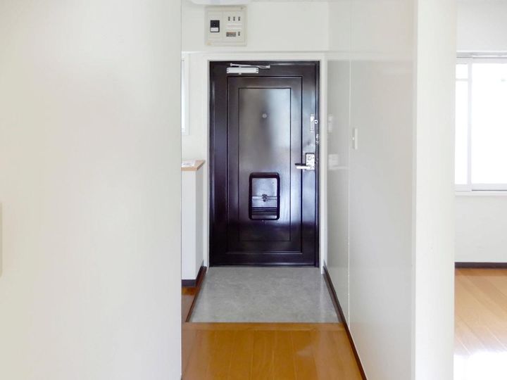 岩手県釜石市野田町5(マンション)の賃貸物件の玄関