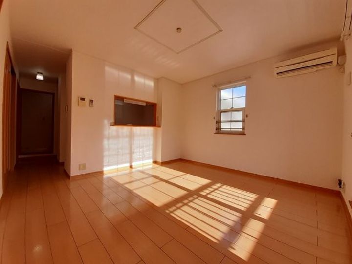 フォレスト グリーンBの居間