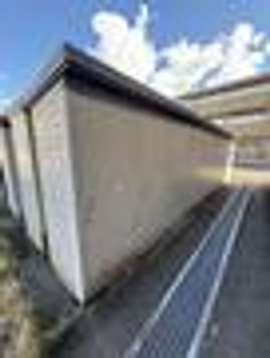 アザレ 蘇原の内装