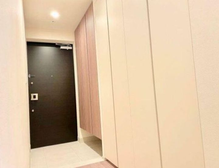 東京都中野区東中野5(マンション)の賃貸物件の玄関