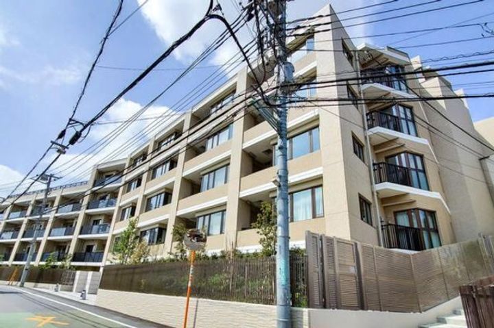 東京都中野区東中野5(マンション)の賃貸物件の外観