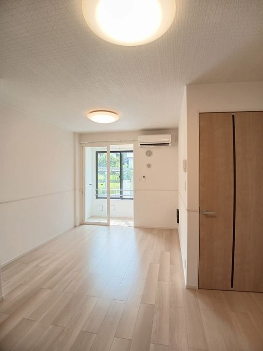 広島県福山市大門町野々浜(アパート)の賃貸物件の居間